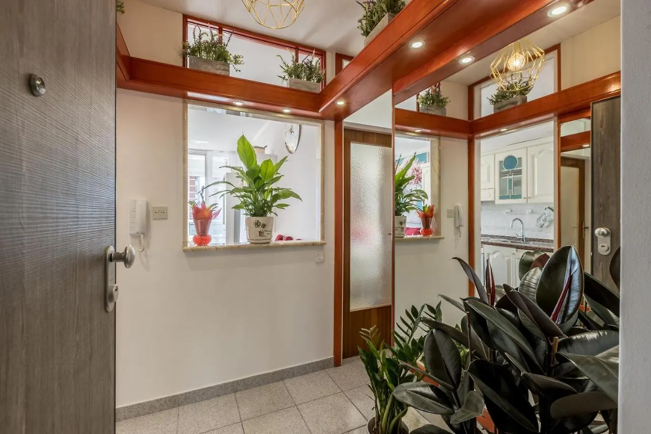 Apartment Desert Rose Split 0*,  Croatia