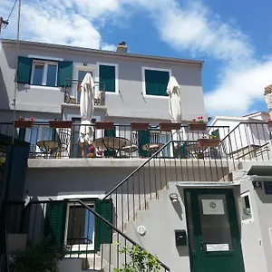Nocleg ze śniadaniem Golden B&B, Split